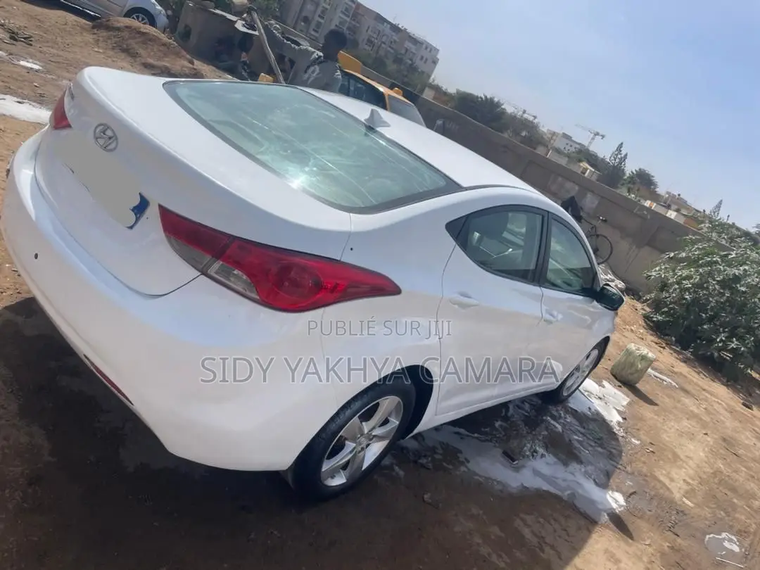 Hyundai Elantra 2013 Blanc