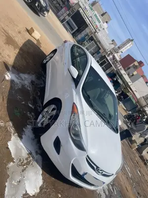 Hyundai Elantra 2013 Blanc