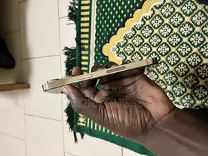 Apple iPhone 14 Pro 256 GB Doré