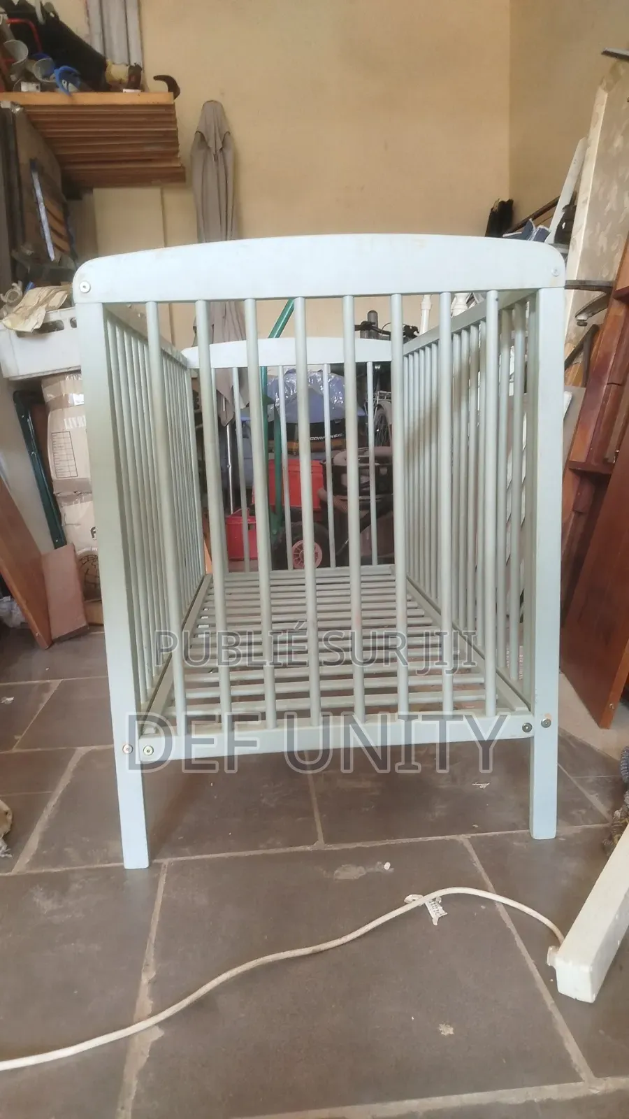 Lit Bébé Bois Blanc Sécurisé 60x120 Cm Design Épuré Venant De France