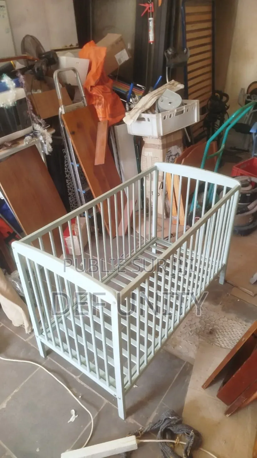 Lit Bébé Bois Blanc Sécurisé 60x120 Cm Design Épuré Venant De France