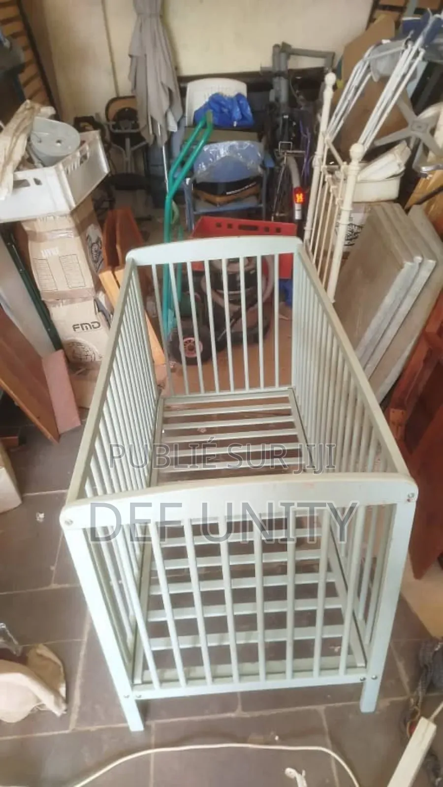 Lit Bébé Bois Blanc Sécurisé 60x120 Cm Design Épuré Venant De France