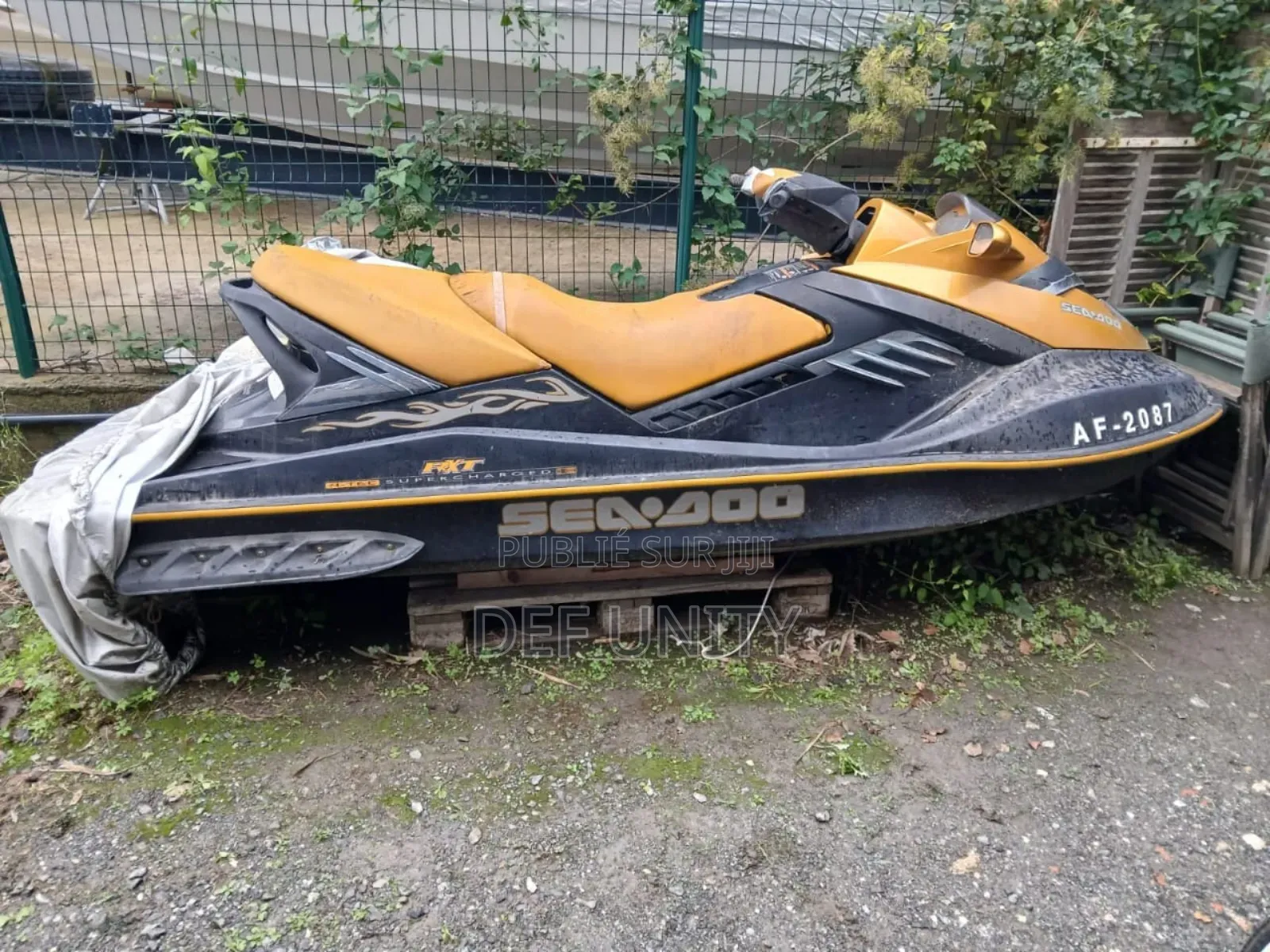 Jet-Ski Sea-Doo 215cv RXT 3 Places Venant De France.