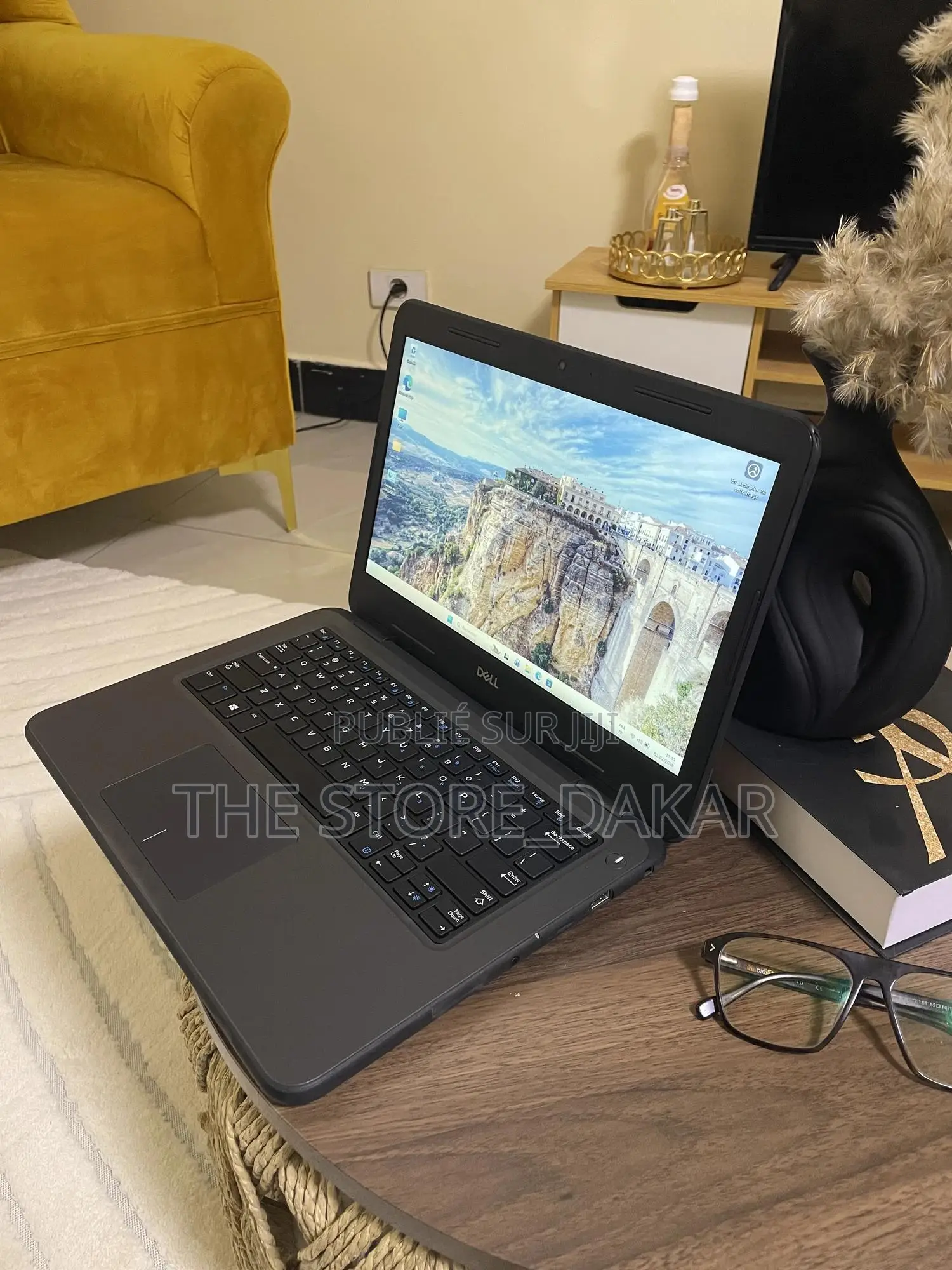 Ordinateur Portable Dell Latitude 3310 8GB Intel Core I5 SSD 256GB