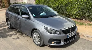 Peugeot 308 2020 Gris
