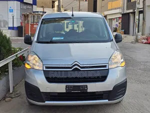 Citroen Berlingo 2018 Gris