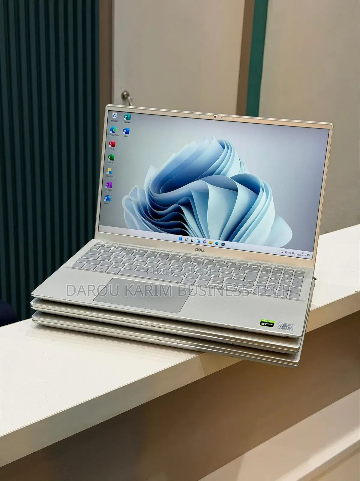 New Ordinateur Portable Dell Inspiron 15 16GB Intel Core I7 SSD 512GB