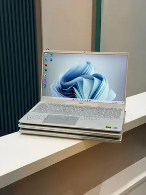New Ordinateur Portable Dell Inspiron 15 16GB Intel Core I7 SSD 512GB