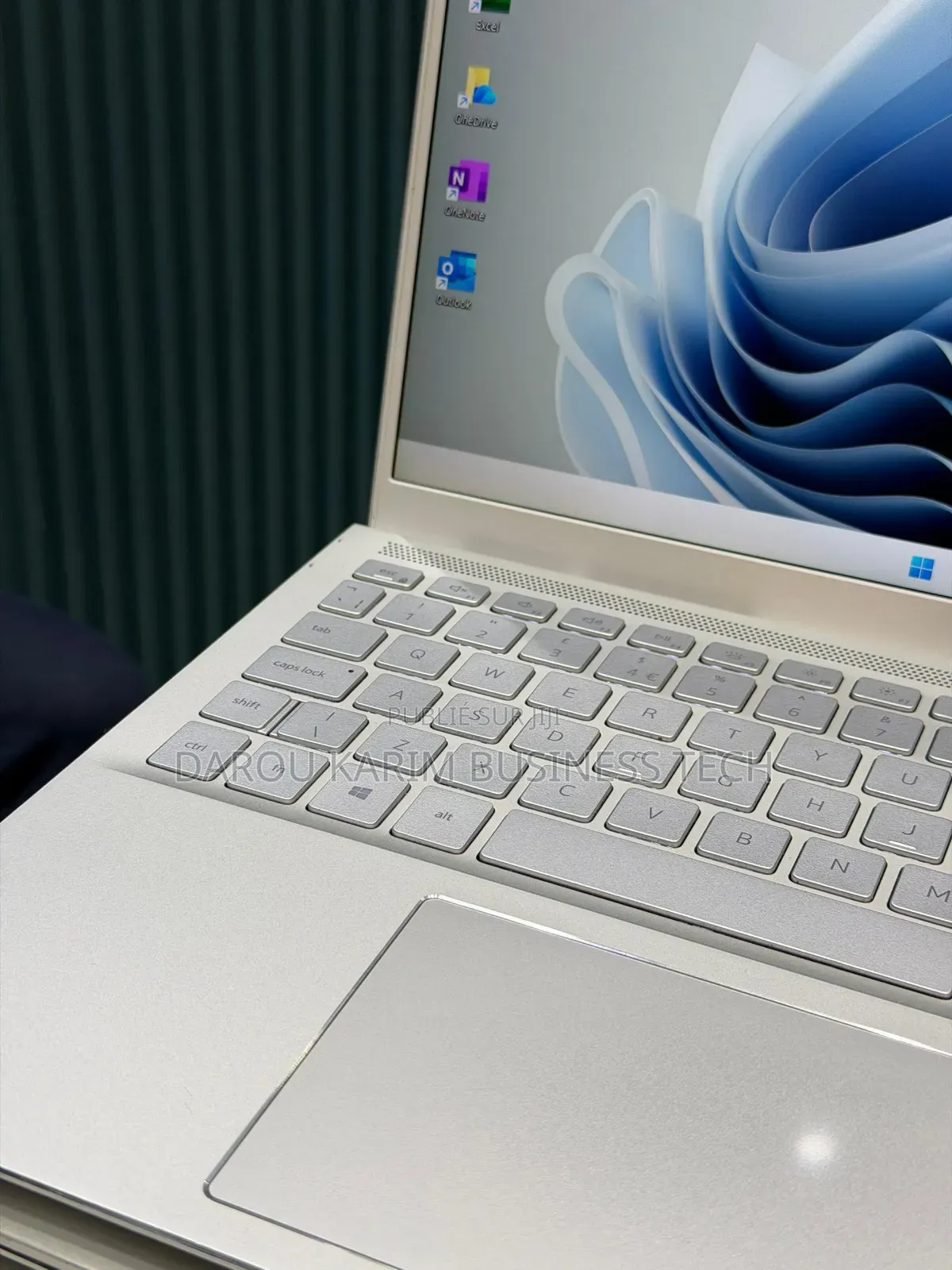 New Ordinateur Portable Dell Inspiron 15 16GB Intel Core I7 SSD 512GB