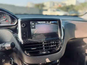 Peugeot 2008 2016 Noir