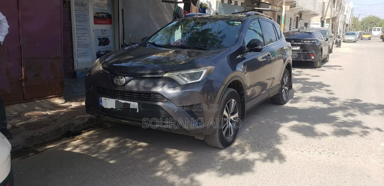 Toyota RAV4 LE 4dr SUV AWD (2.5L 4cyl 6A) 2018 Black