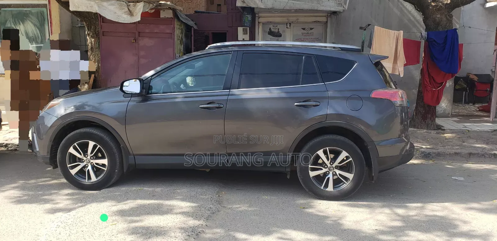 Toyota RAV4 LE 4dr SUV AWD (2.5L 4cyl 6A) 2018 Black