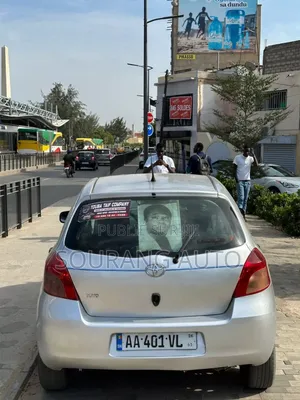 Toyota Yaris 1.5 2009 Gris