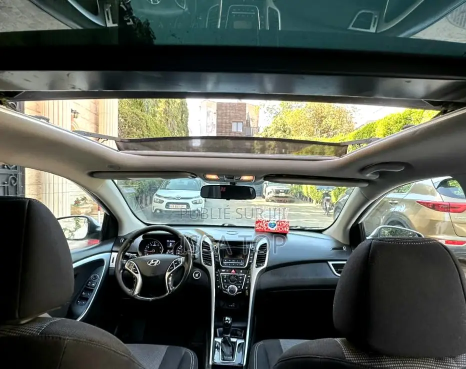 Hyundai Elantra 2016 Blanc