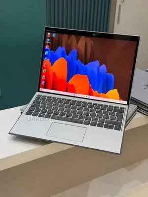 New Ordinateur portable HP Elite X2 G8 16GB Intel Core i5 SSD 256GB