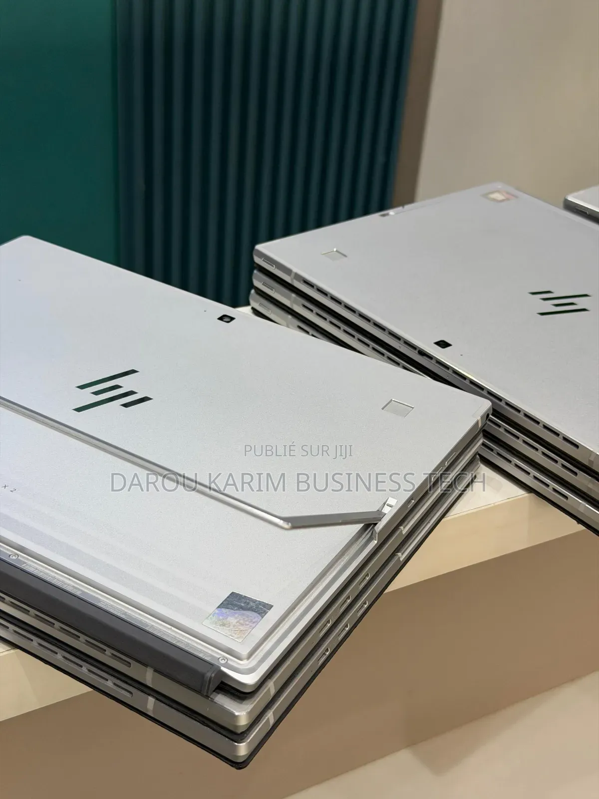 New Ordinateur portable HP Elite X2 G8 16GB Intel Core i5 SSD 256GB