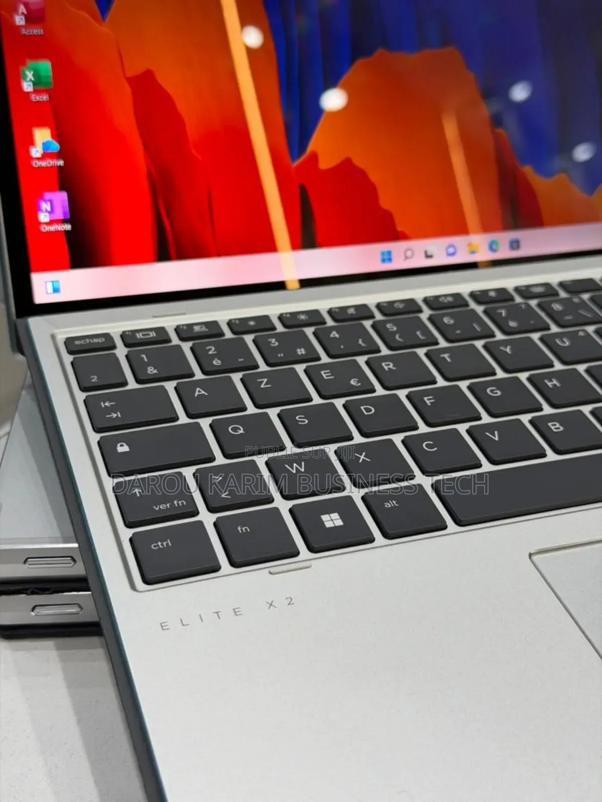 New Ordinateur portable HP Elite X2 G8 16GB Intel Core i5 SSD 256GB