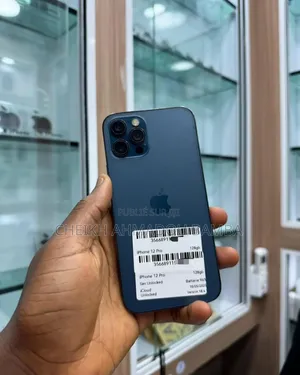 Neuf Apple iPhone 12 Pro 128 GB Bleu