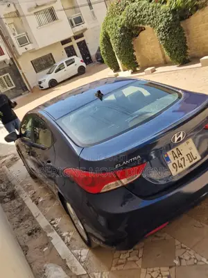 Hyundai Elantra 2013 Black