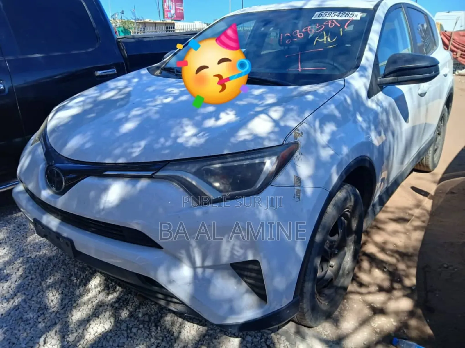 Toyota RAV4 LE 4dr SUV AWD (2.5L 4cyl 6A) 2018 Blanc