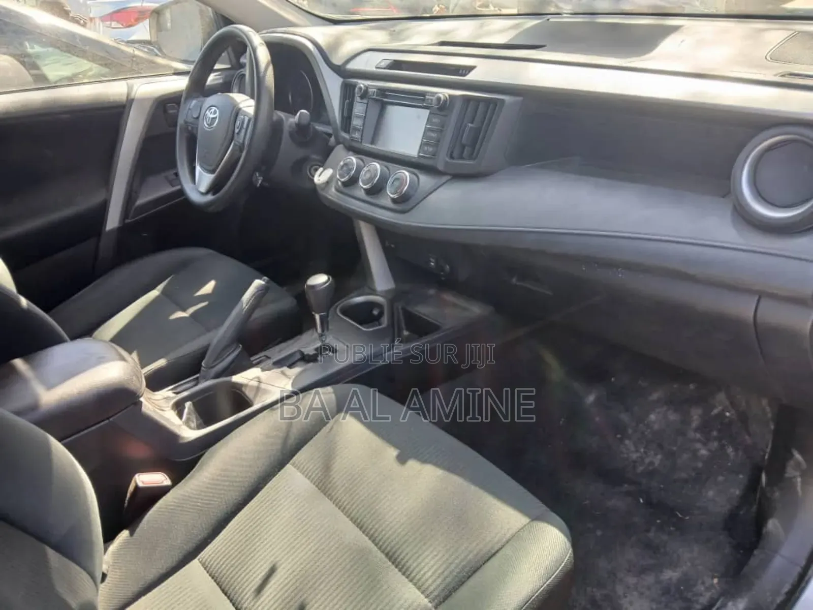 Toyota RAV4 LE 4dr SUV AWD (2.5L 4cyl 6A) 2018 Blanc