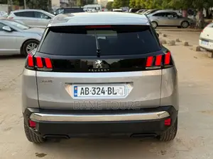 Peugeot 3008 2018 Gris
