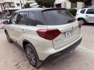 Suzuki Vitara 2021 Blanc