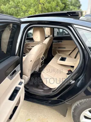 Jaguar XF 2018 Noir