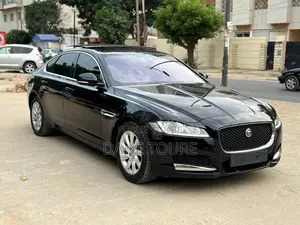 Jaguar XF 2018 Noir