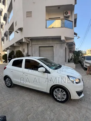 Mitsubishi Spacestar 2019 Blanc