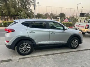 Hyundai Tucson 2017 Gris