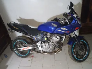Honda Hornet 2003 Bleu