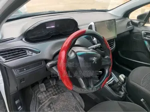 Peugeot 208 2013 Blanc