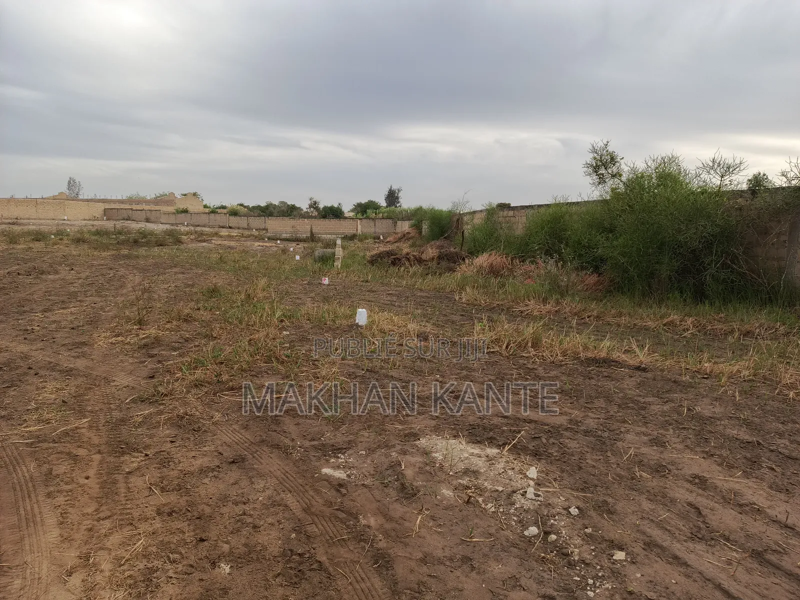 Terrain À Vendre Lac Rose Précisément Deni Biram Ndao Nord