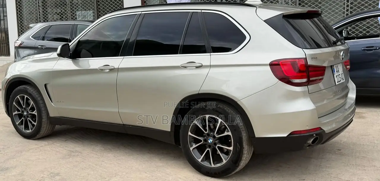 BMW X5 sDrive35i 4dr SUV (3.0L 6cyl Turbo 8A) 2015 Beige