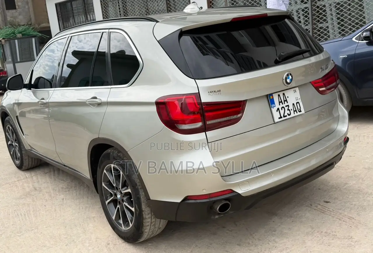 BMW X5 sDrive35i 4dr SUV (3.0L 6cyl Turbo 8A) 2015 Beige