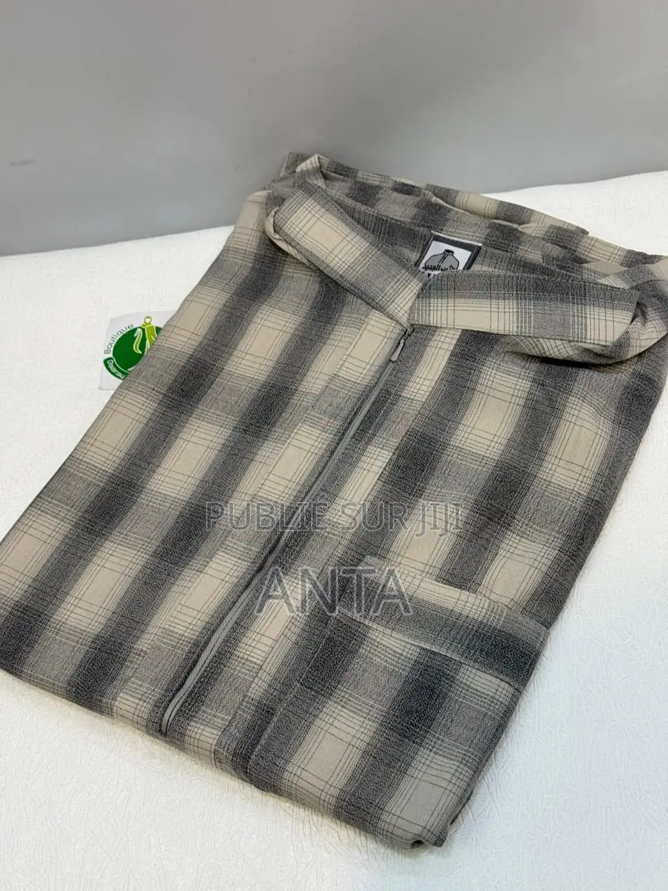 Dialabé Avec Pantalon