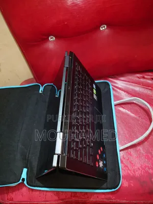 New Ordinateur portable Lenovo Yoga 710 8GB Intel Core i5 HDD 256GB