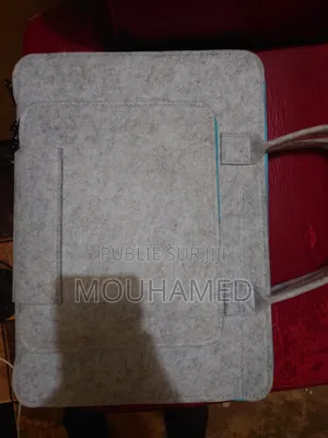 New Ordinateur portable Lenovo Yoga 710 8GB Intel Core i5 HDD 256GB