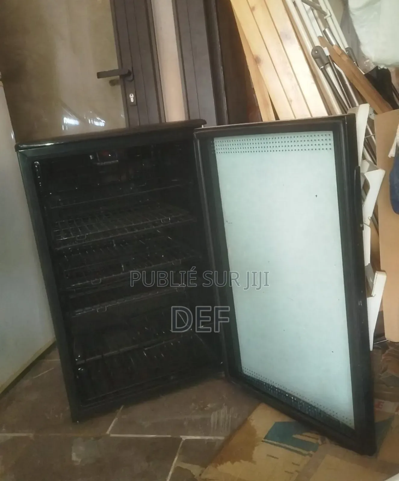 Réfrigérateur Cave À Vin Ou Frigo