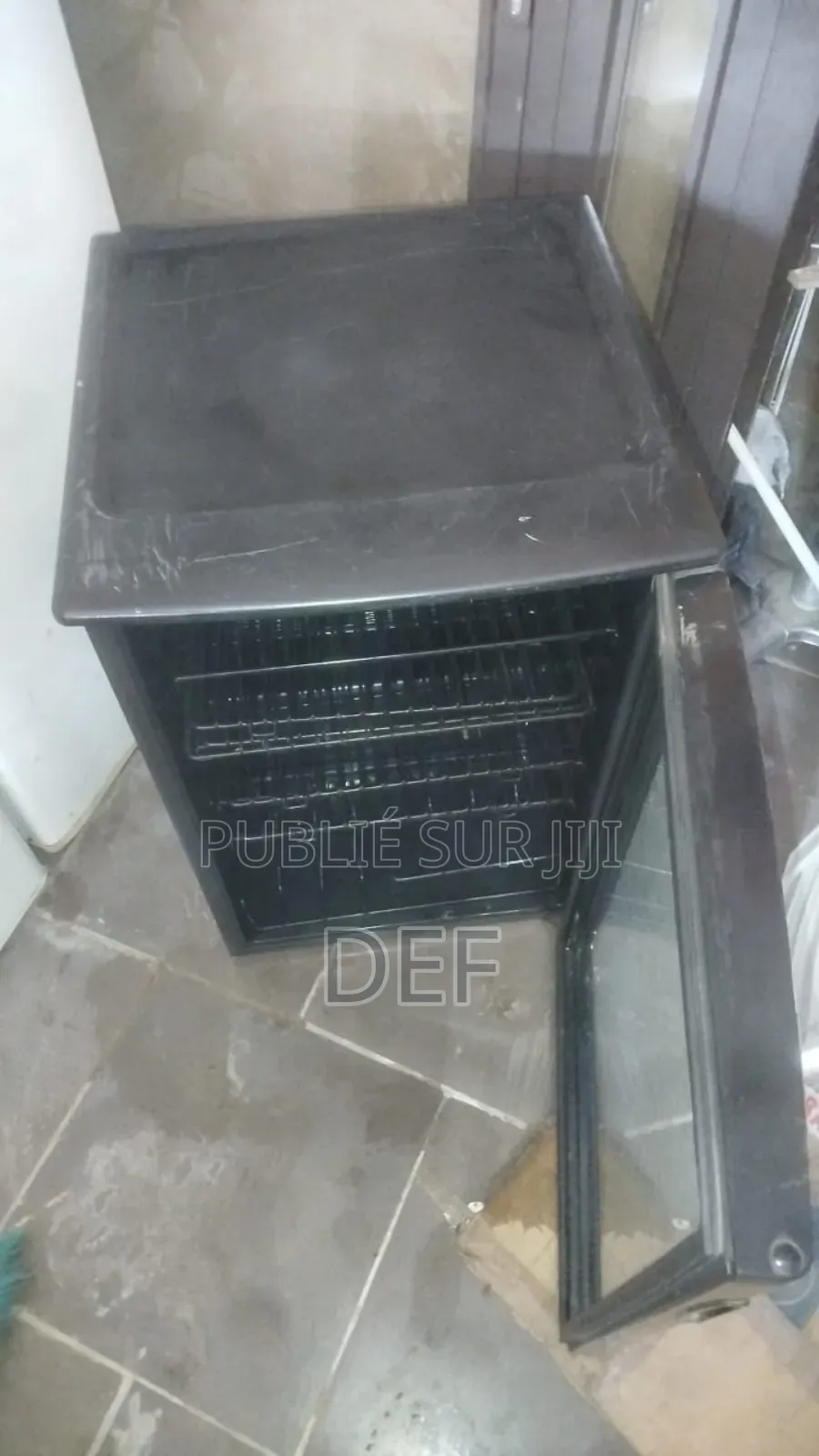 Réfrigérateur Cave À Vin Ou Frigo