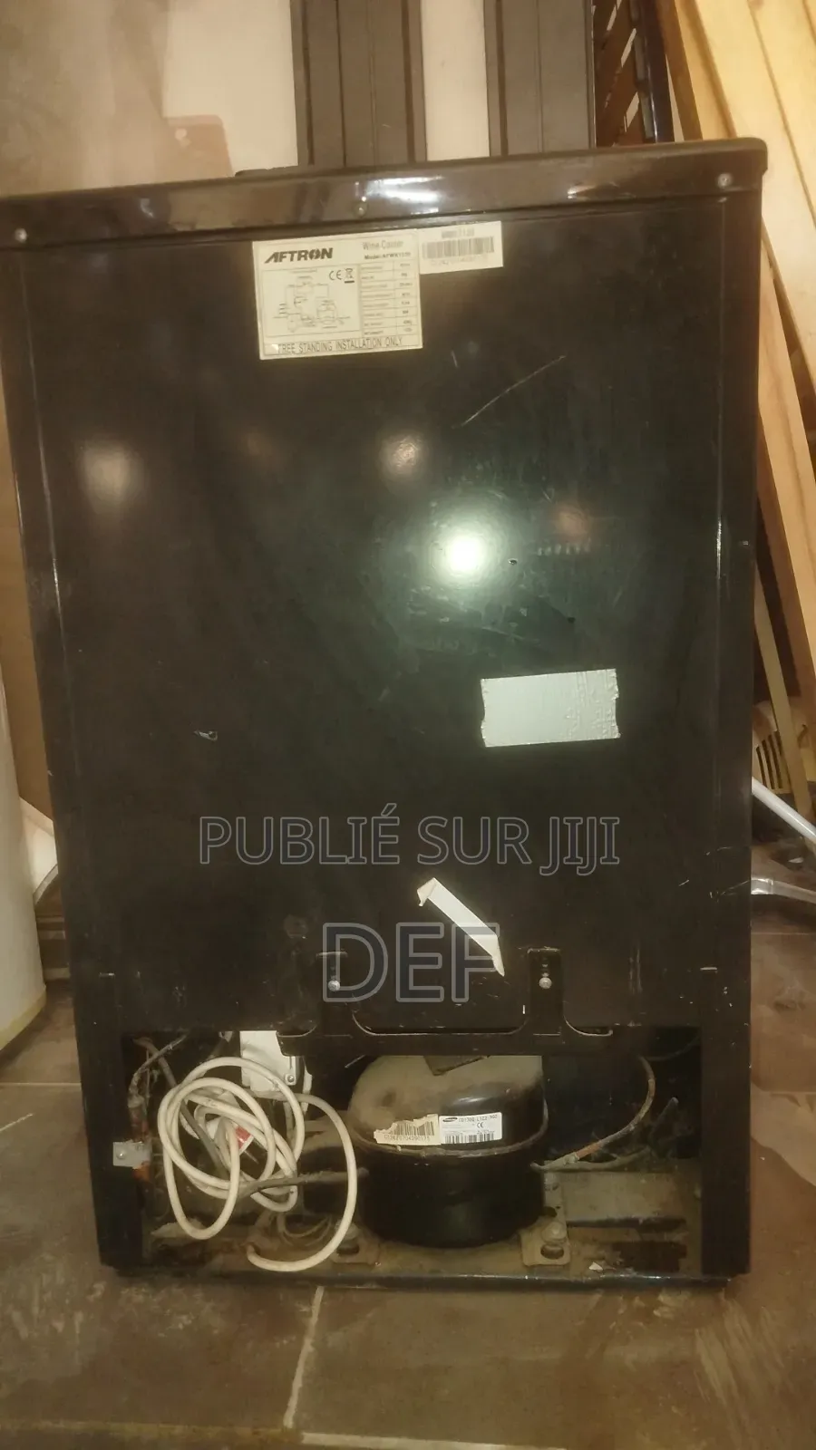 Réfrigérateur Cave À Vin Ou Frigo