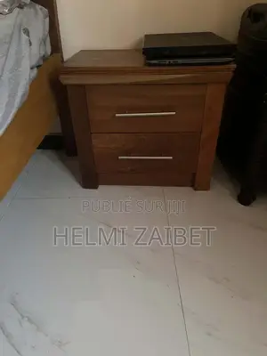 Chambre À Coucher À Vendre – Quasi Neuve