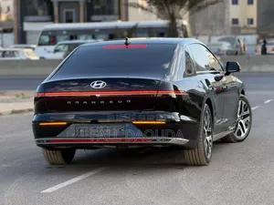 Hyundai Grandeur 2023 Black