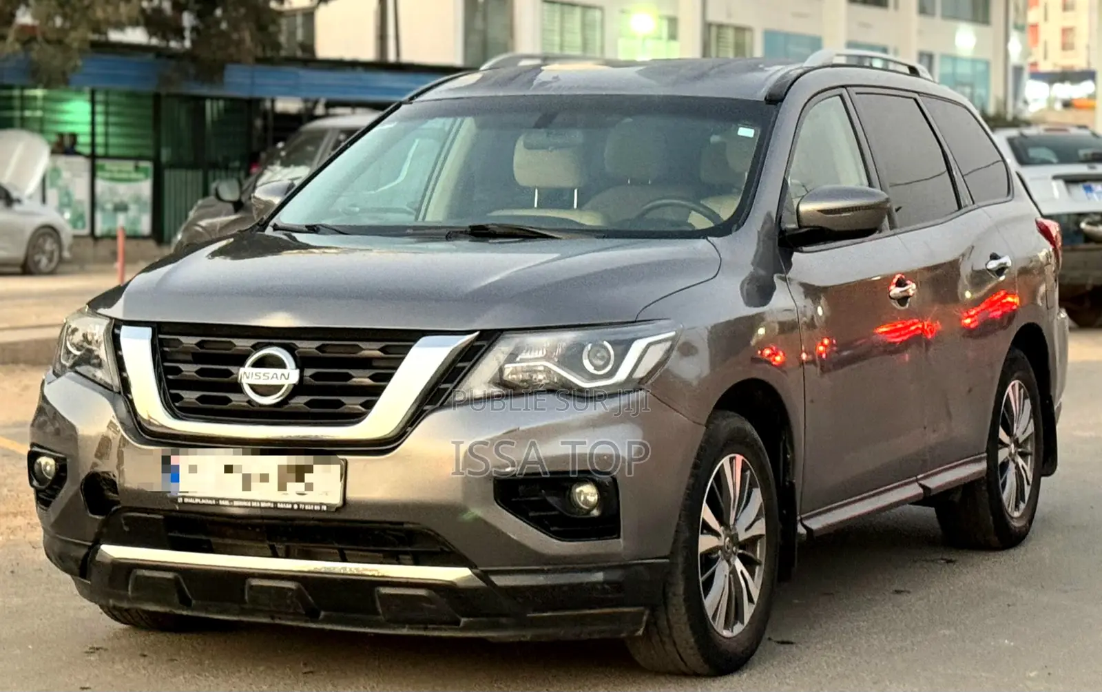 Nissan Pathfinder 2017 Gris