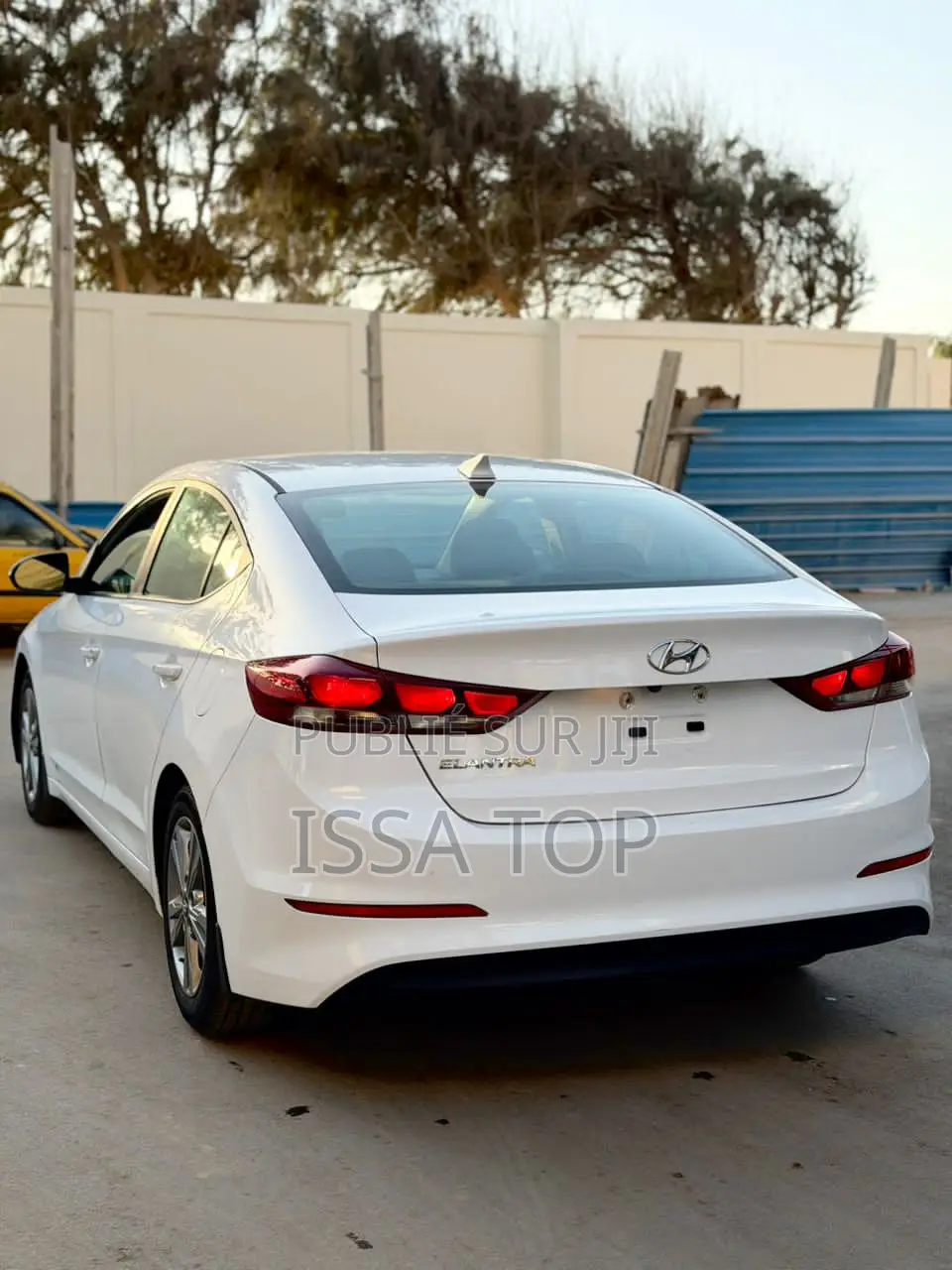 Hyundai Elantra 2017 Blanc