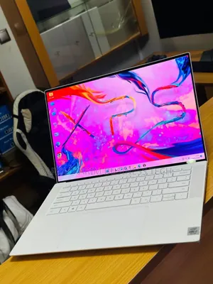 New Ordinateur Portable Dell XPS 15 32GB Intel Core I7 SSD 512GB