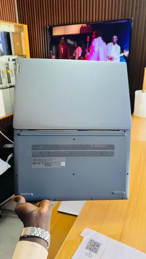 New Ordinateur Portable Lenovo Ideapad 3 16GB AMD Ryzen 5 SSD 512GB