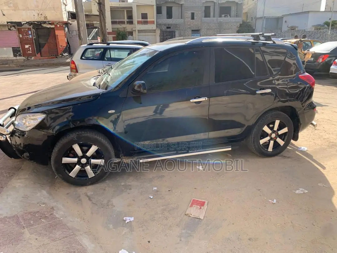 Toyota RAV4 2.2 D-4D 2008 Black