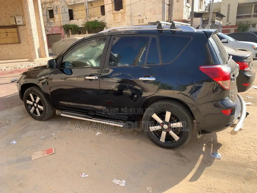 Toyota RAV4 2.2 D-4D 2008 Black